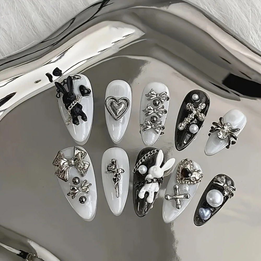 Nail Art Gothic - NEU 10 Stück personalisierte schwarz-weiße Nagelkunst,