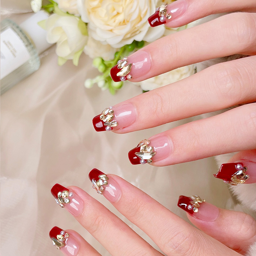 10 Stück kurze, trapezförmige, – Nail Art Red Bewertung und Preis