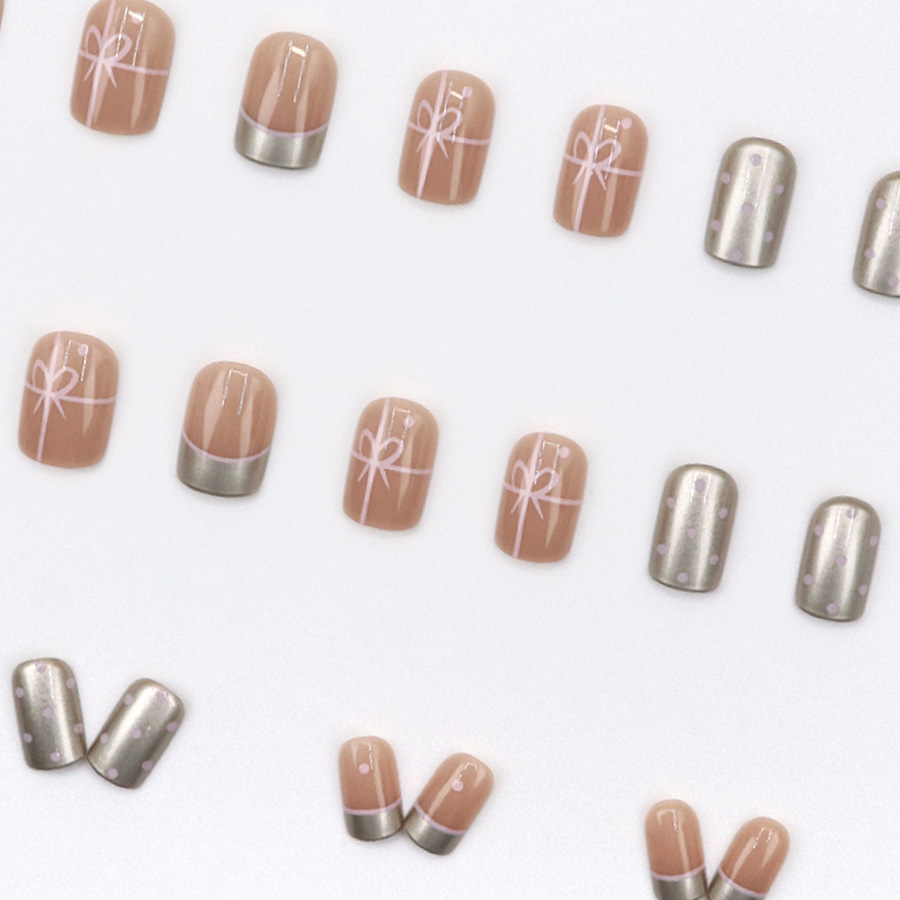 Kurze, quadratische Kunstnägel – Nail Art Red Bewertung und Preis